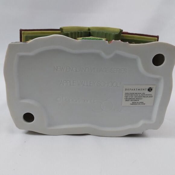 Dept 56 Apple Valley School New England Village #56172 1996-2008 - Picture 15 of 15